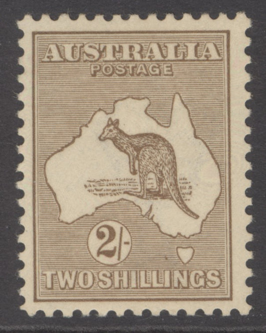 SG 29 Australia 1915. 2/- brown, watermark 5. Very lightly mounted mint. Good colour & well centred CAT £800