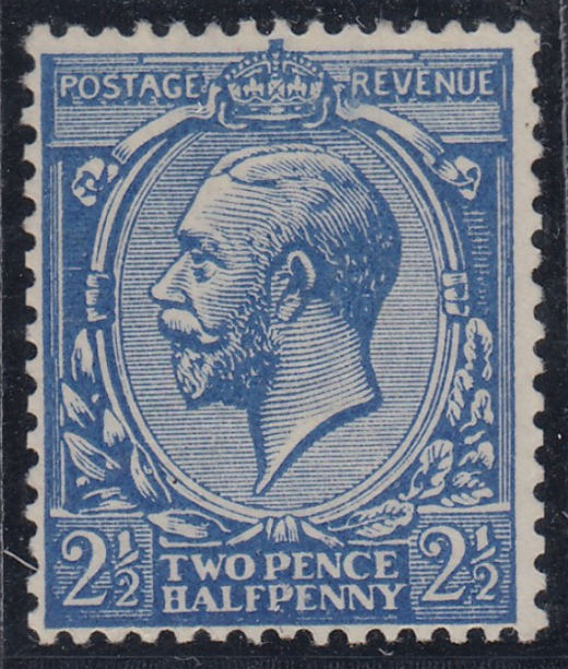 SG 372 2½d deep bright blue. Fresh mounted mint (spec N21/15). RPS cert